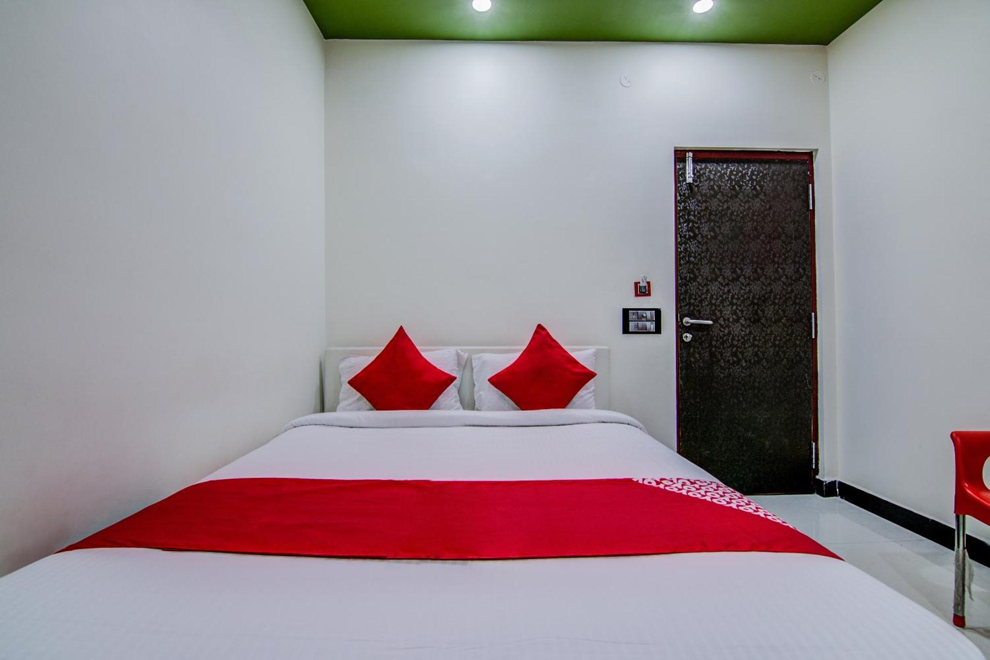Hotel Spar Grand Visakhapatnam Buitenkant foto