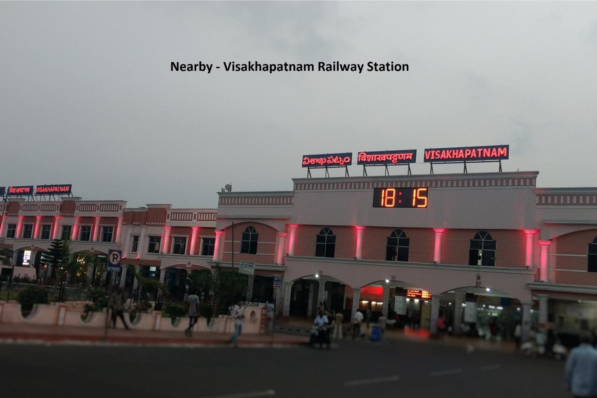 Hotel Spar Grand Visakhapatnam Buitenkant foto