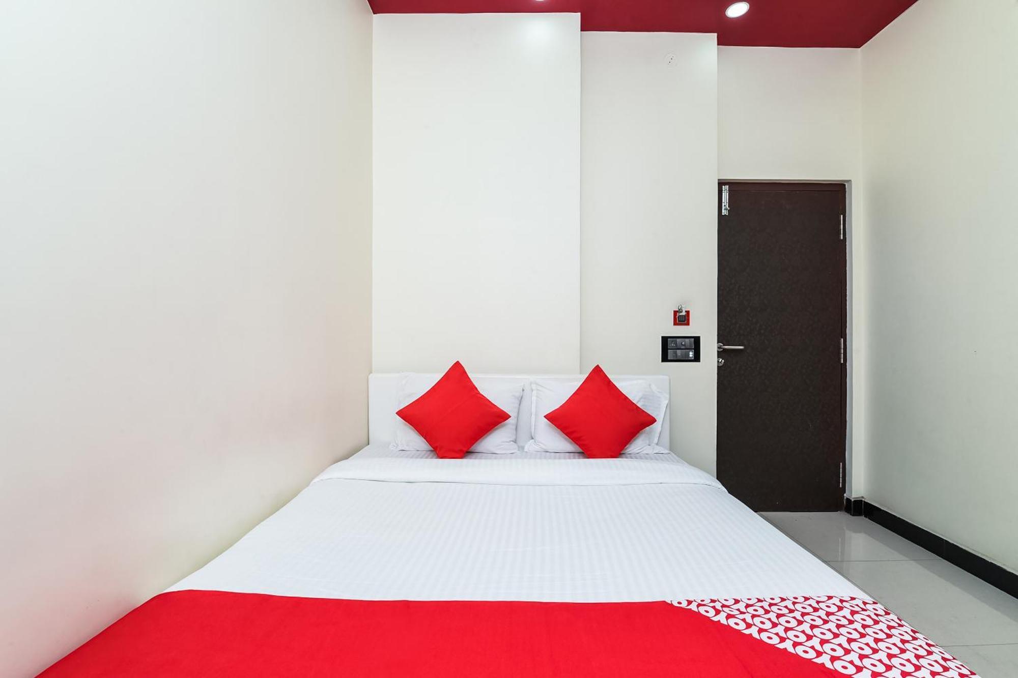 Hotel Spar Grand Visakhapatnam Buitenkant foto