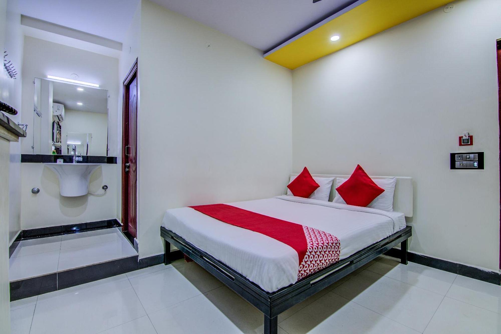 Hotel Spar Grand Visakhapatnam Buitenkant foto